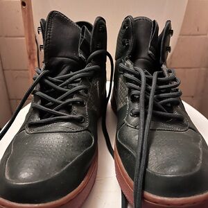 Nike Forest Green High-Top Sneakers